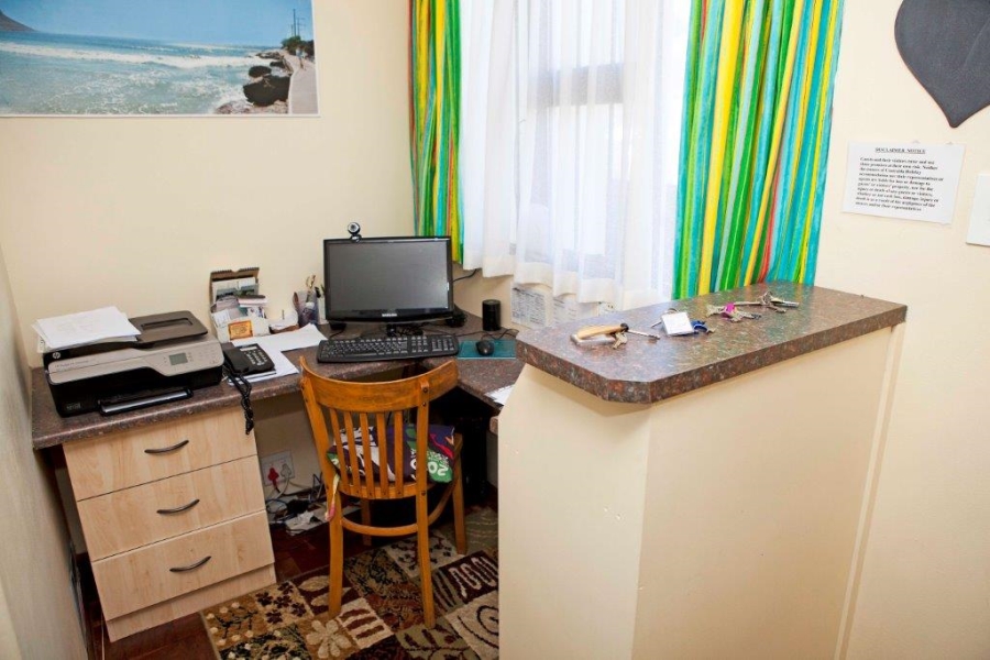 8 Bedroom Property for Sale in Fish Hoek Western Cape